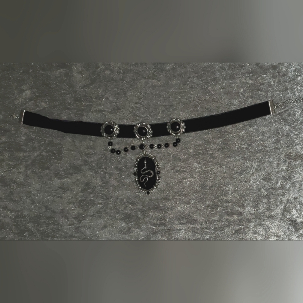 Killstar Ophidian Choker